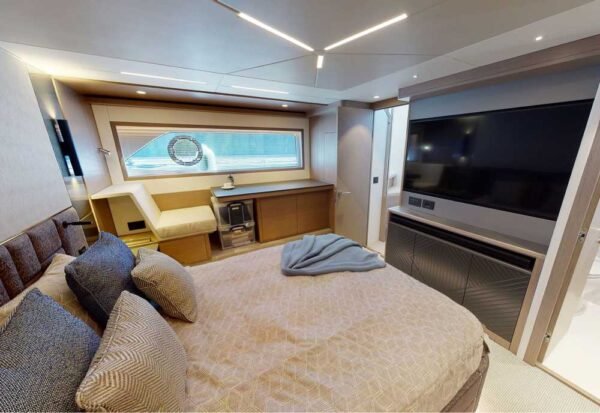 SUNSEEKER MANHATTAN 68 "68 MAN" - Image 4