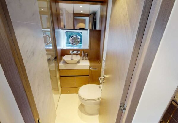 SUNSEEKER MANHATTAN 68 "68 MAN" - Image 3
